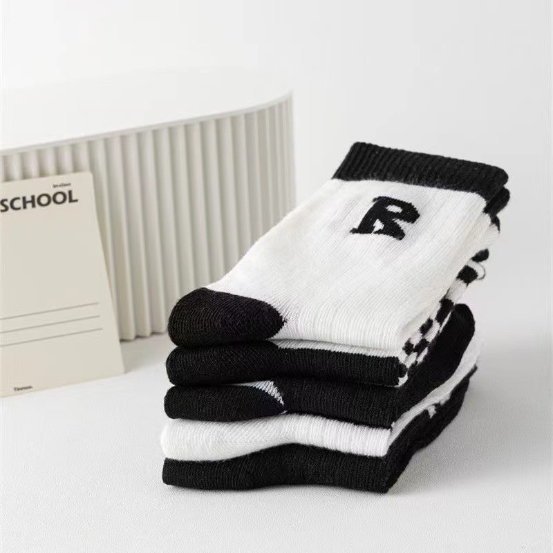 袜子女中筒袜春秋长袜高清大图