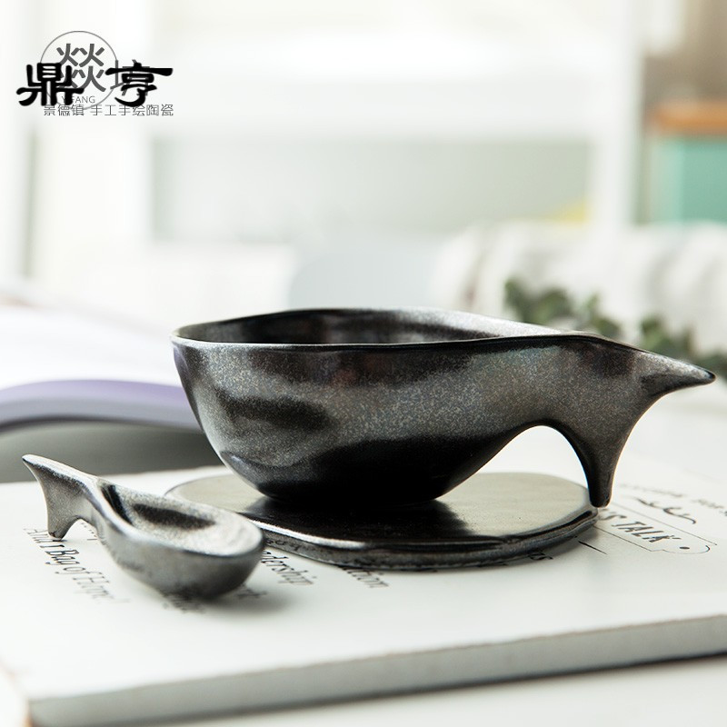鼎亨日式创意咖啡杯带碟勺手绘马克水杯子陶瓷简约咖啡杯套装鲸鱼