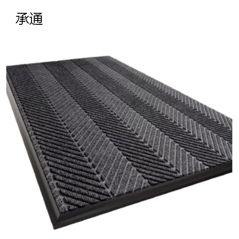 承通 复合轮胎纹防滑防油地垫 规格:2米宽✖️1米长(15米起售) (单位:米)