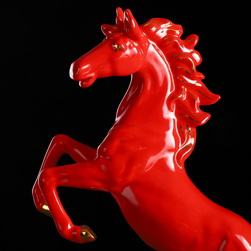 家居陶瓷生肖马摆件红色立马成功客厅办公室装饰工艺品摆设三维工匠