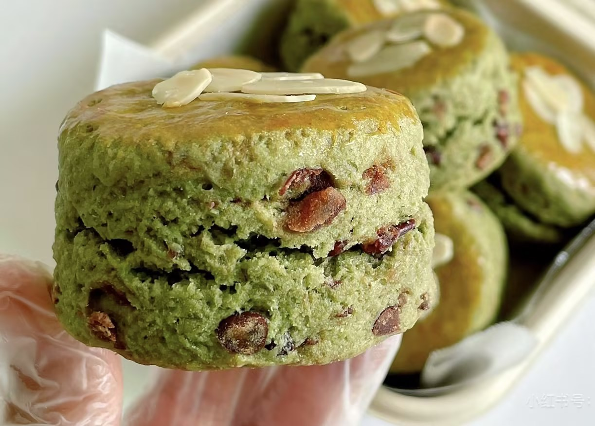 云享茶酥(9枚) 蔓越莓饼干2个、抹茶红豆司康1个、椰蓉球2个,火腿小饼2个,玫瑰鲜花饼2个高清大图