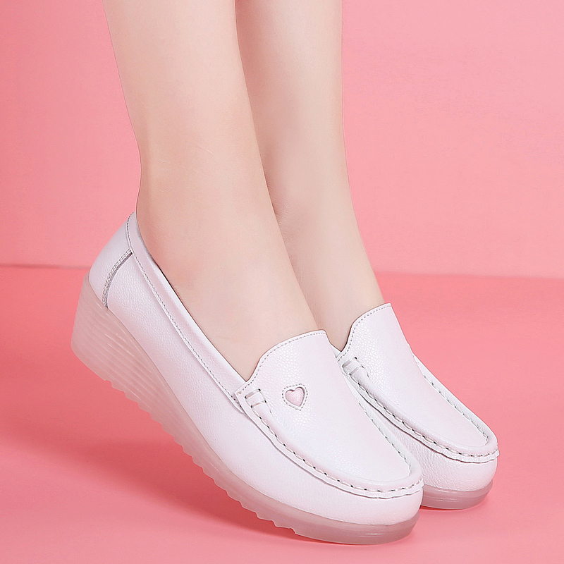 述雅护士鞋女鞋软底春秋夏季坡跟镂空透气舒适孕妇妈妈豆豆鞋