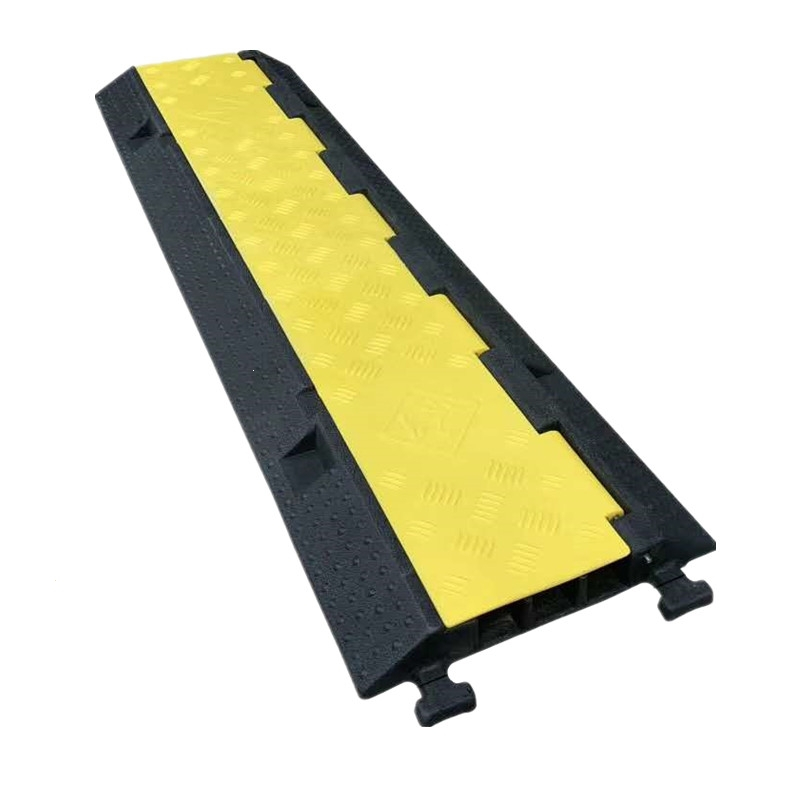 闪电客线槽减速带橡胶pvc室外地面过线槽室内盖线压线板电线电缆保护