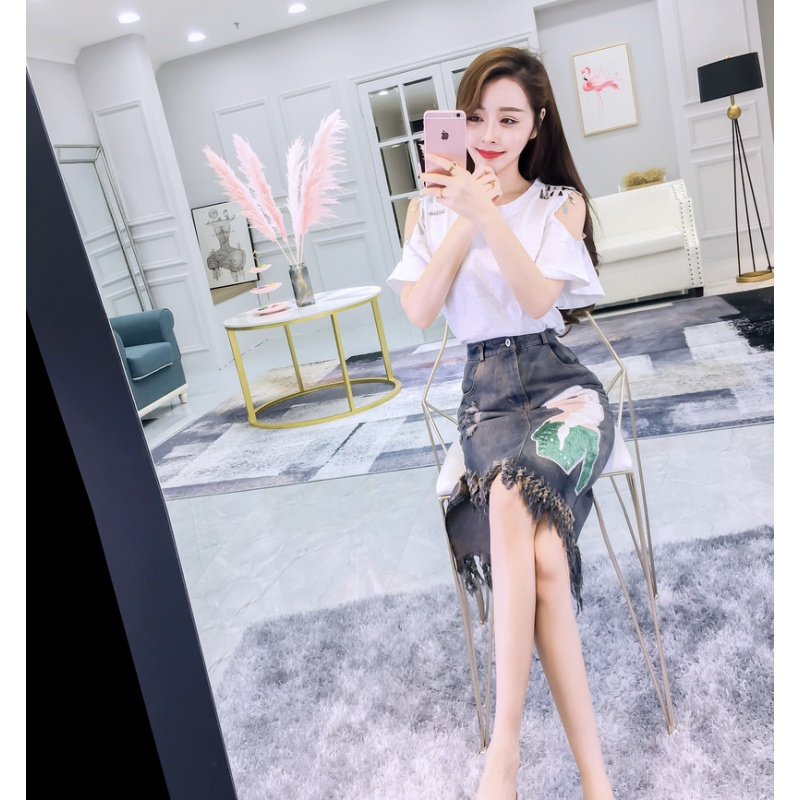 夏装新款女装时尚露肩喇叭袖上衣+卡通亮片流苏牛仔半身裙套装女