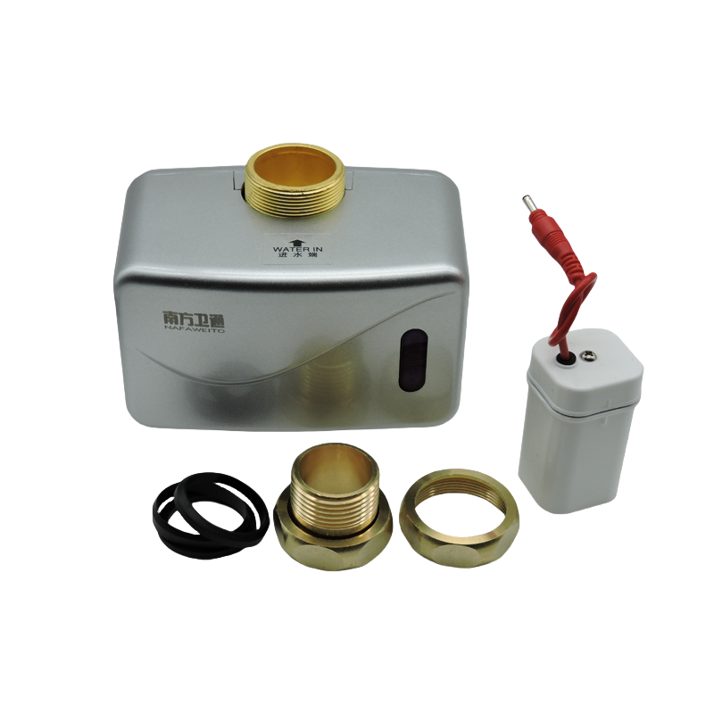 南方卫通 明装自动感应大便冲水器 厕所蹲便器冲洗阀 明装蹲便感应器 直流款 2206高清大图