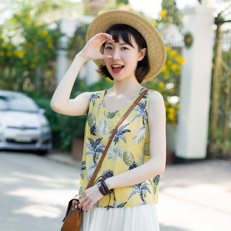 文艺印花背心女夏外穿2018新款宽松复古打底衫短款无袖带上衣黄底花