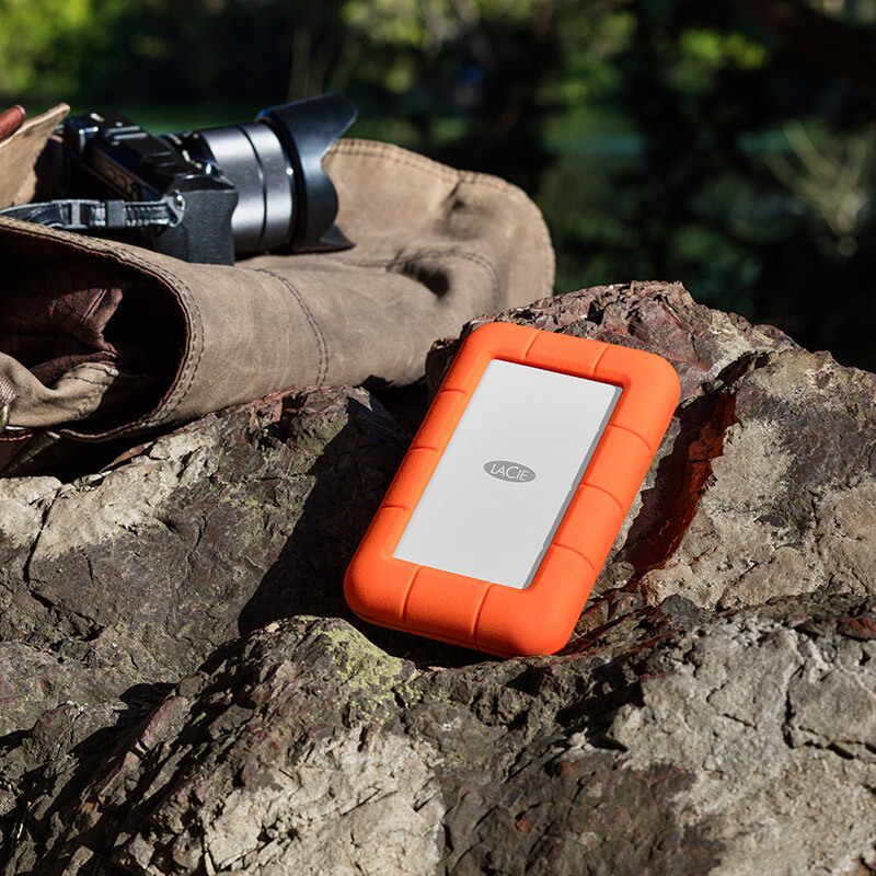 LaCie 4TB 移动硬盘 Rugged Thunderbolt&Type-C USB3.0 STFS4000800