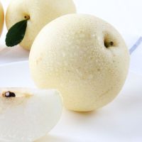 百宝源皇冠梨带箱10斤 16-24个左右单果重250g左右 脆甜多汁 光滑细腻