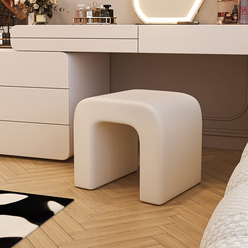 古达网红奶油风化妆台椅子卧室轻奢梳妆凳现代简约创意白色小凳子