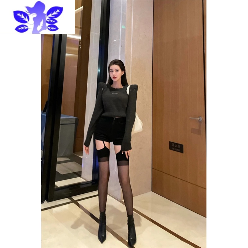 黑色吊带连体丝袜