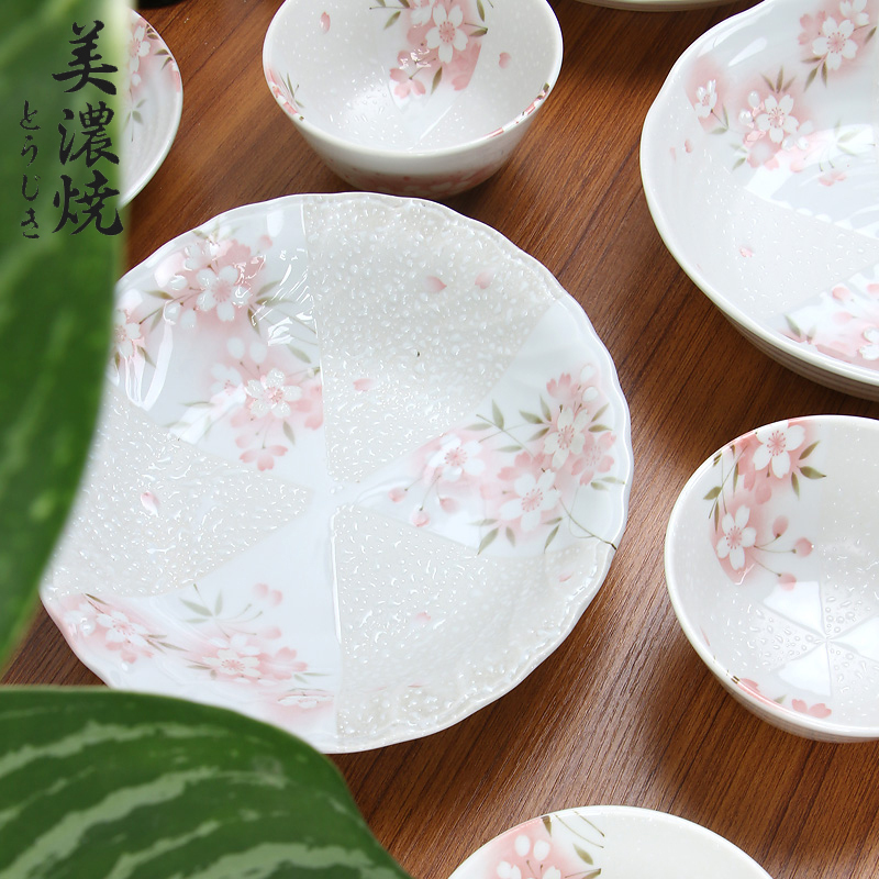 美浓烧樱花陶瓷碗碟盘子套装家用组合简约个性日式餐具12头装