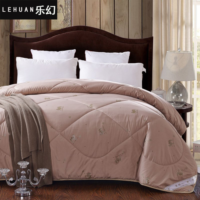 乐幻(LEHUAN)家纺 加厚保暖驼毛被 保暖被芯绗缝被褥 精品驼毛被1.5*2.0m（4斤）