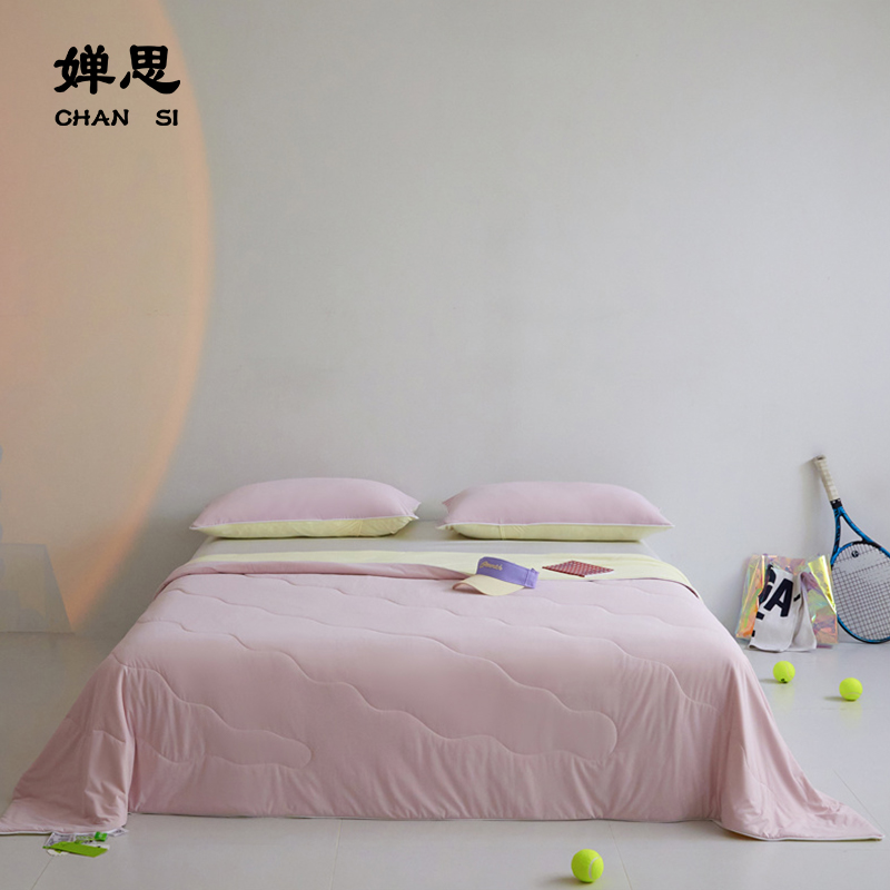 婵思 轻盈锦氨纯色55大豆凉感被 浅豆沙拼米黄高清大图