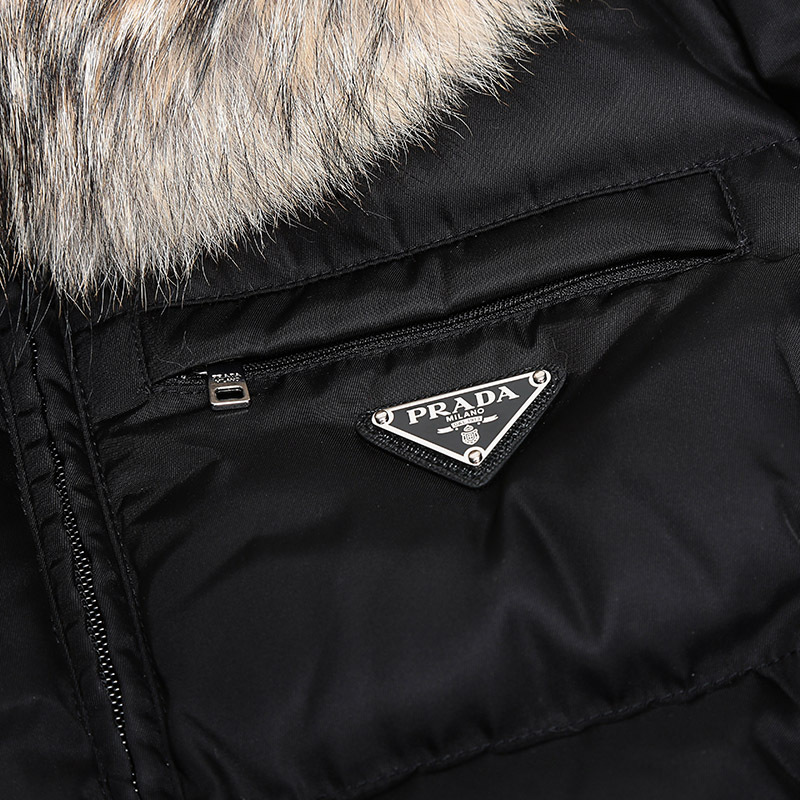 prada 普拉达 女士锦纶连帽鹅绒羽绒服 291534 i18