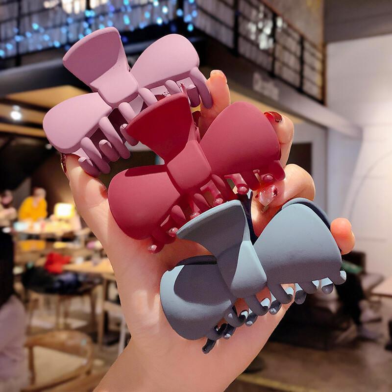 大发夹鲨鱼抓夹洗澡后脑勺头发夹子头饰中号抓发抓女大号发卡卡子