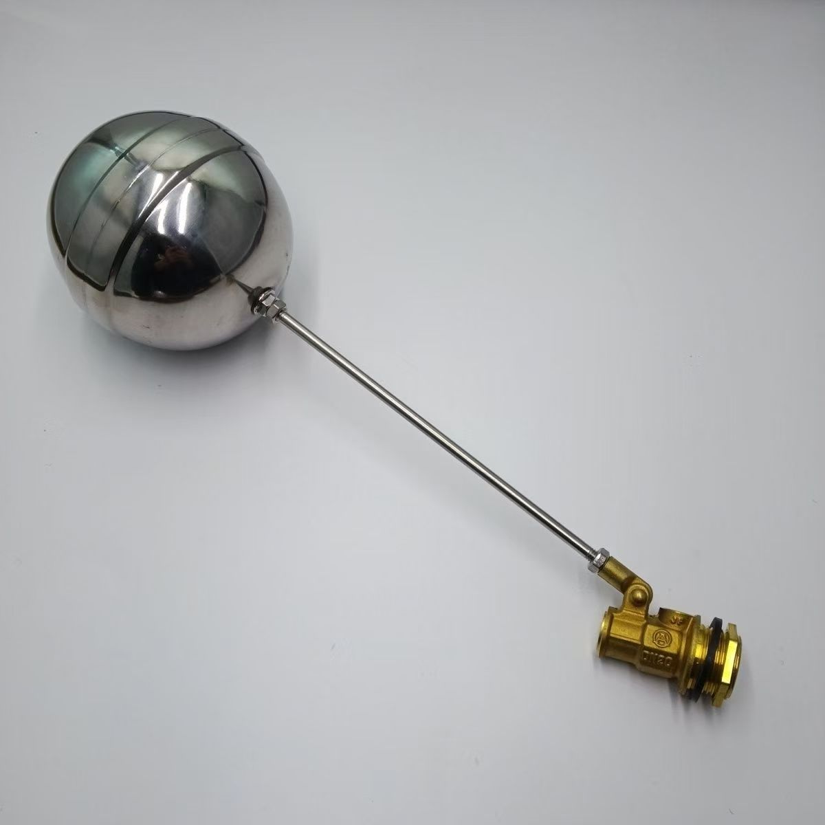 浮球阀DN40高清大图