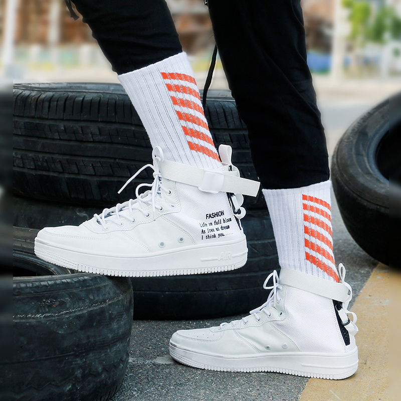 筒潮牌春夏季街头风欧美配aj潮流棉长筒嘻哈高帮篮球运动枫叶ins潮袜