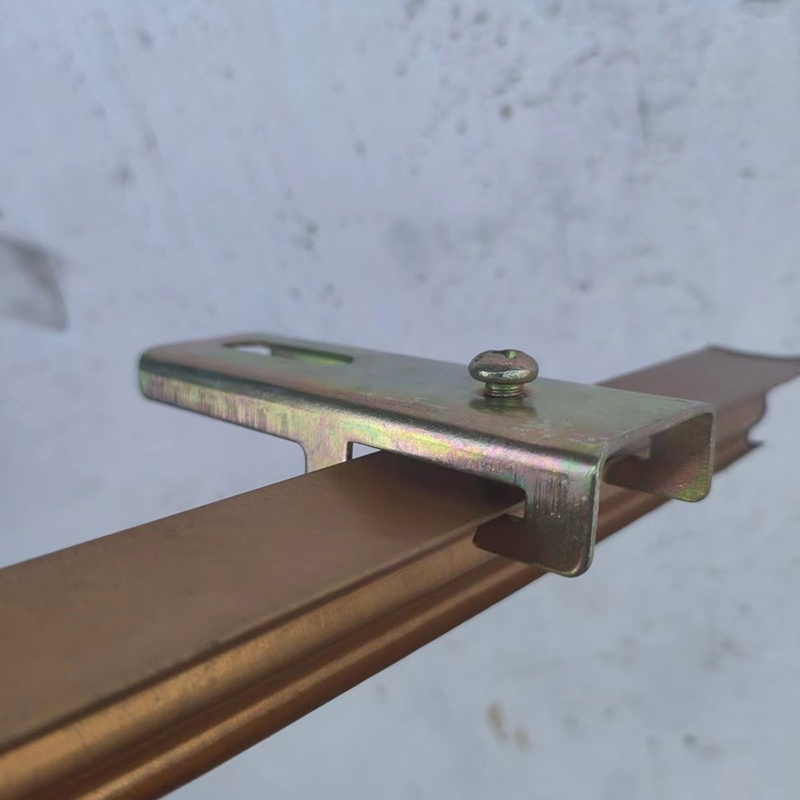 洋蝲蝲 铝扣板挂件 三角龙骨 个高清大图