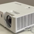 夏普(SHARP)XG-H380WA投影仪 亮丽彩轮技术 虹膜动态光圈 3D投影支持蓝光