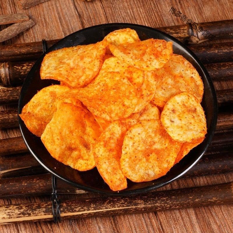 土豆片麻辣土豆片土豆丝网红小吃麻辣洋芋片薯片零食图片