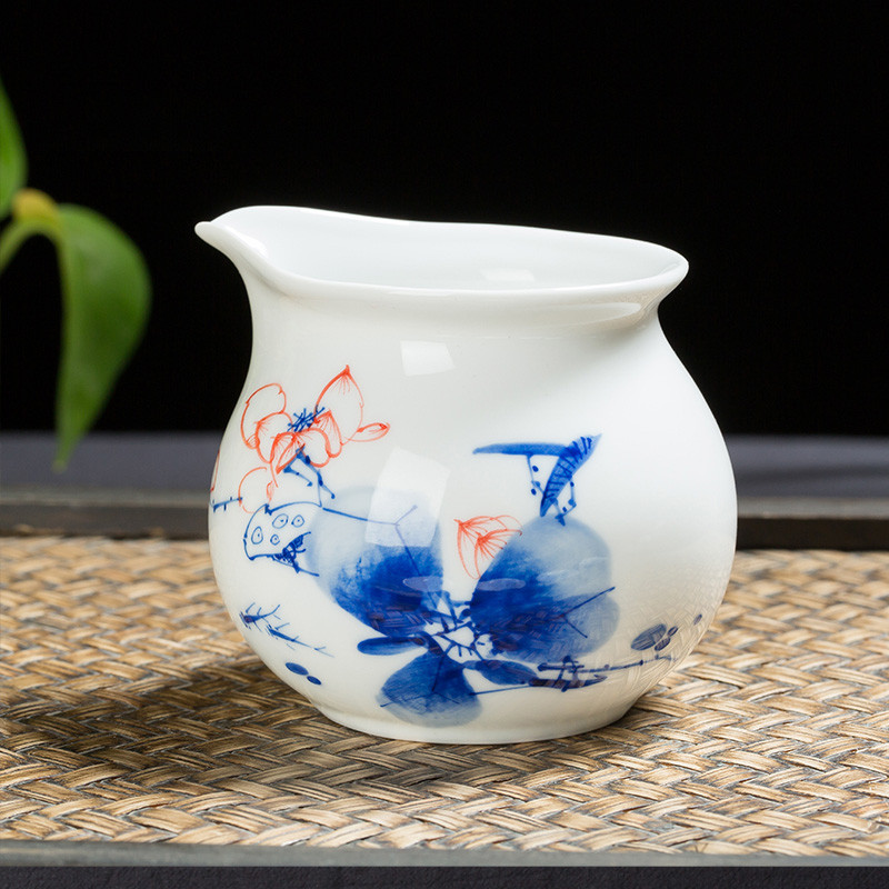景德镇手绘春风细雨藤陶瓷茶具套装 青花瓷手绘陶瓷茶杯品茗杯盖碗公道杯8件礼盒包装