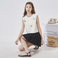 唐狮0早春新款绣花无袖针织马甲女宽松显瘦甜美减龄时尚背心Q M 米杏色