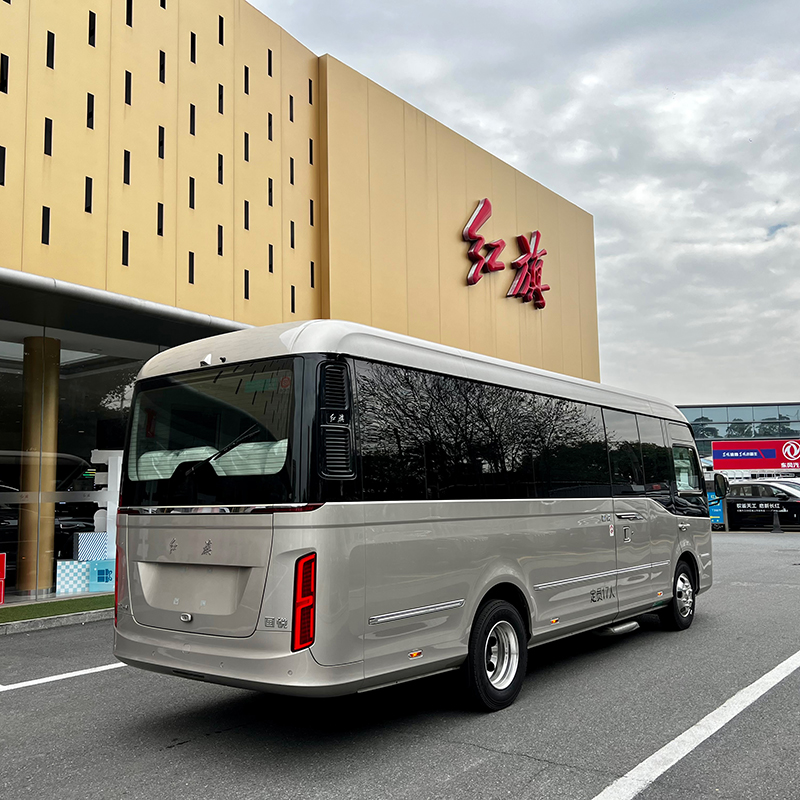 红旗国悦中巴17座公务版高清大图