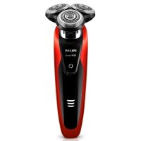 飞利浦（PHILIPS）电动剃须刀 荷兰进口 多功能理容 刮胡刀（配胡须修剪器）S9151/12三刀头 全身水洗 充电式