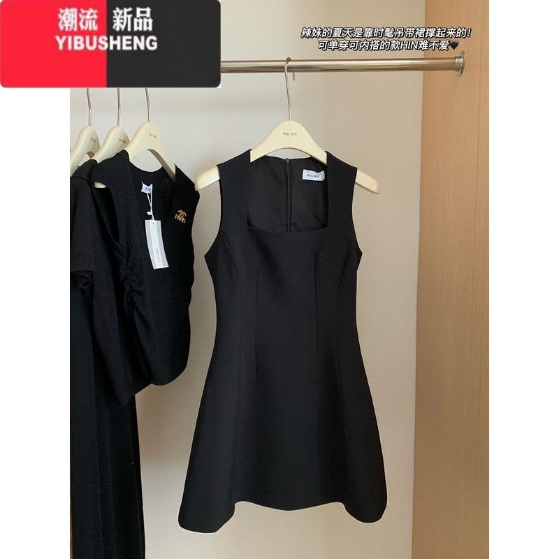 YIBUSHENGWGWE2024早春十三行新款法式黑色吊带小众气质方领a字短款连衣裙图片