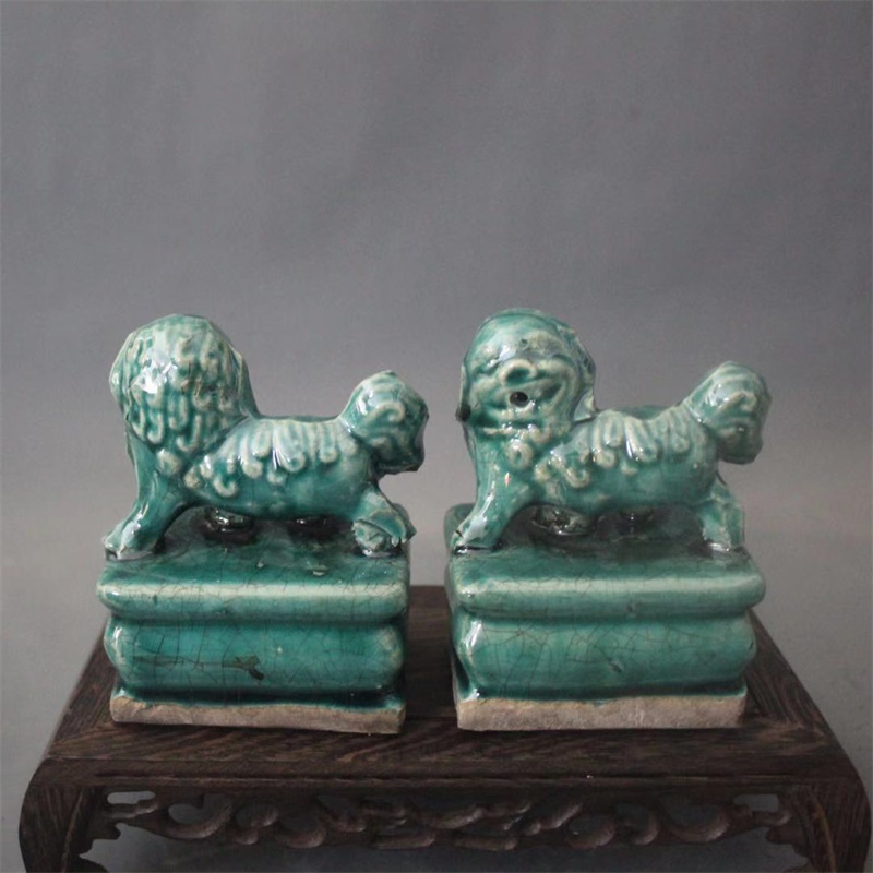 美帮汇景德镇仿古陶瓷绿釉刻狮子(一对)家居装饰展柜摆件做旧收藏品高清大图