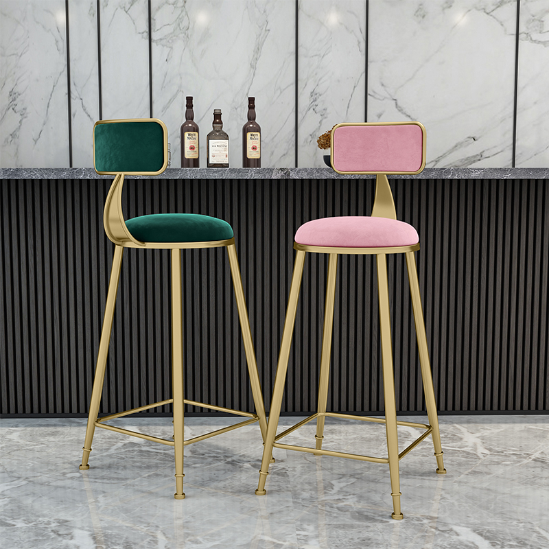 简约时尚吧台凳