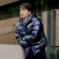 GXG男装2020年冬季深蓝色短款连帽羽绒服男亮面白鸭绒外套潮