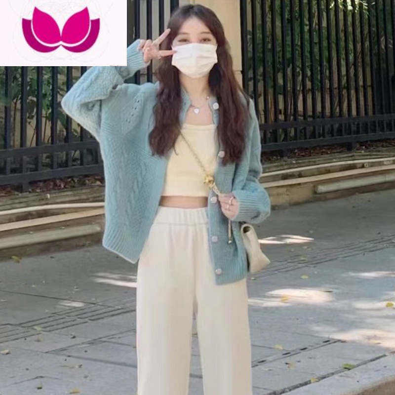 七斓早春女装2023新款温柔奶系穿搭一整套盐系奶乖韩剧高级感套装 天蓝色开衫秋装2022年新款温柔系/御姐炸街奶乖甜美高级时装 S推荐80-90斤