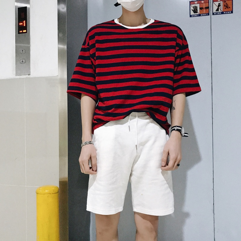 港风夏季年轻男士圆领条纹宽松短袖青少年学生休闲帅气T恤百搭