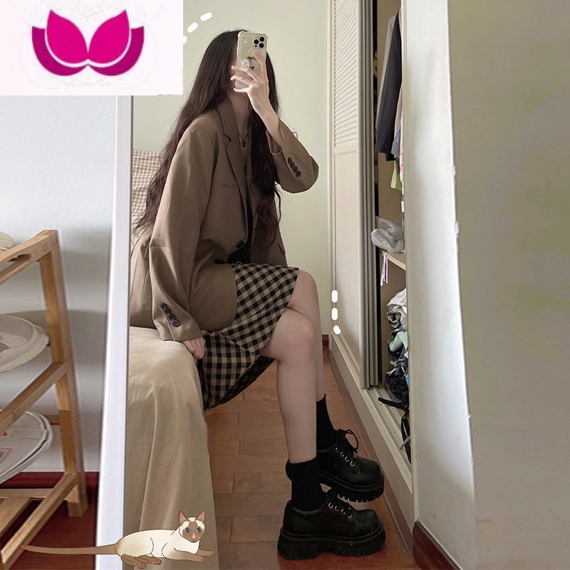 七斓咖色小西装外套女早2023年新款炸街高级感套装裙子休闲西服
