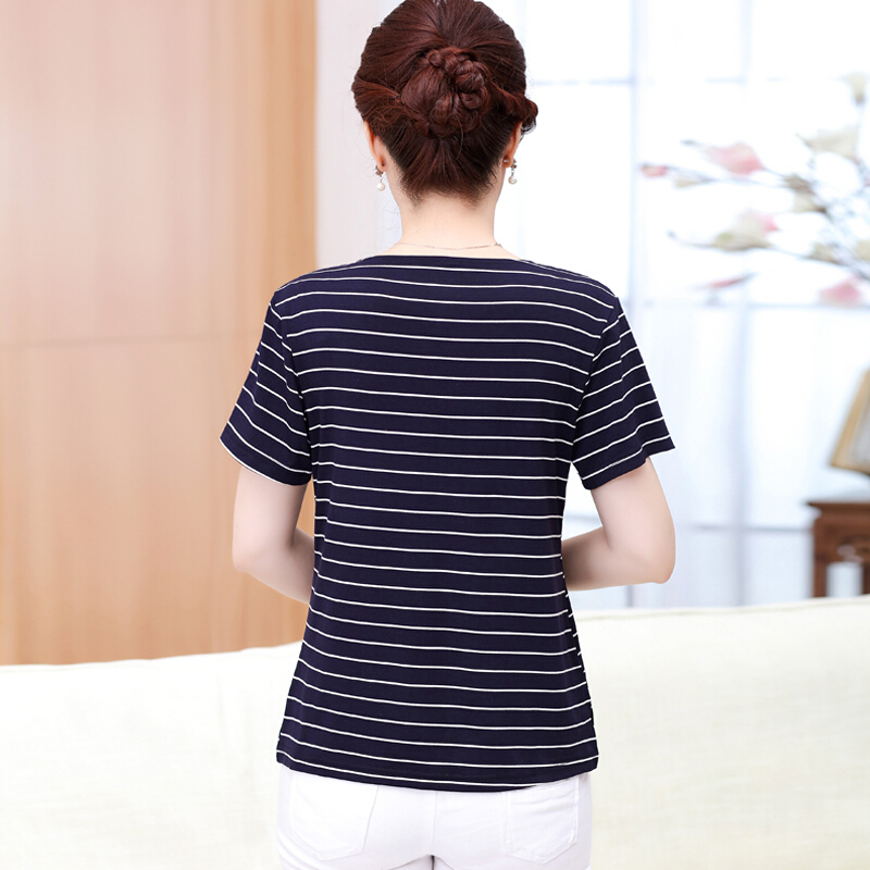 黑白条纹女t恤上衣中年显瘦短袖大码宽松妈妈夏装粗横条v领海魂衫