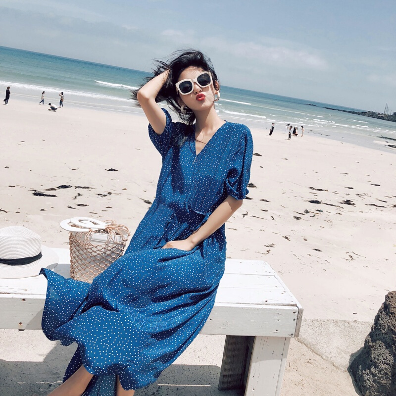 雪纺波点连衣裙女装夏2018新款宽松显瘦v领imiss收腰超仙长裙子蓝色