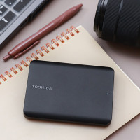 东芝(TOSHIBA) 1TB USB3.2 移动硬盘 新小黑A5 2.5英寸 兼容Mac 轻薄便携 稳定耐用 高速传输