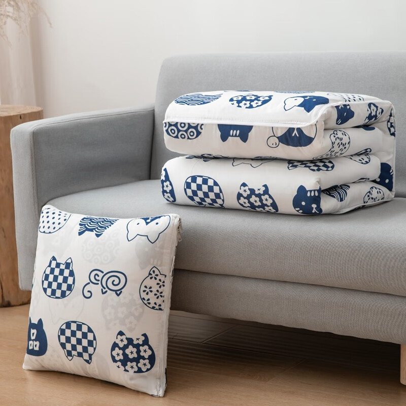 無印良品“招财猫”抱枕被高清大图