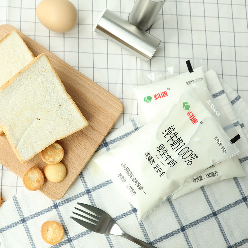 科迪网红小白袋纯牛奶180ml*12袋