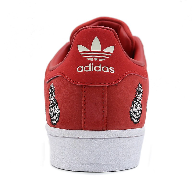 阿迪达斯adidas2018冬女子经典休闲板鞋B28040