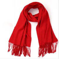 中国红围巾