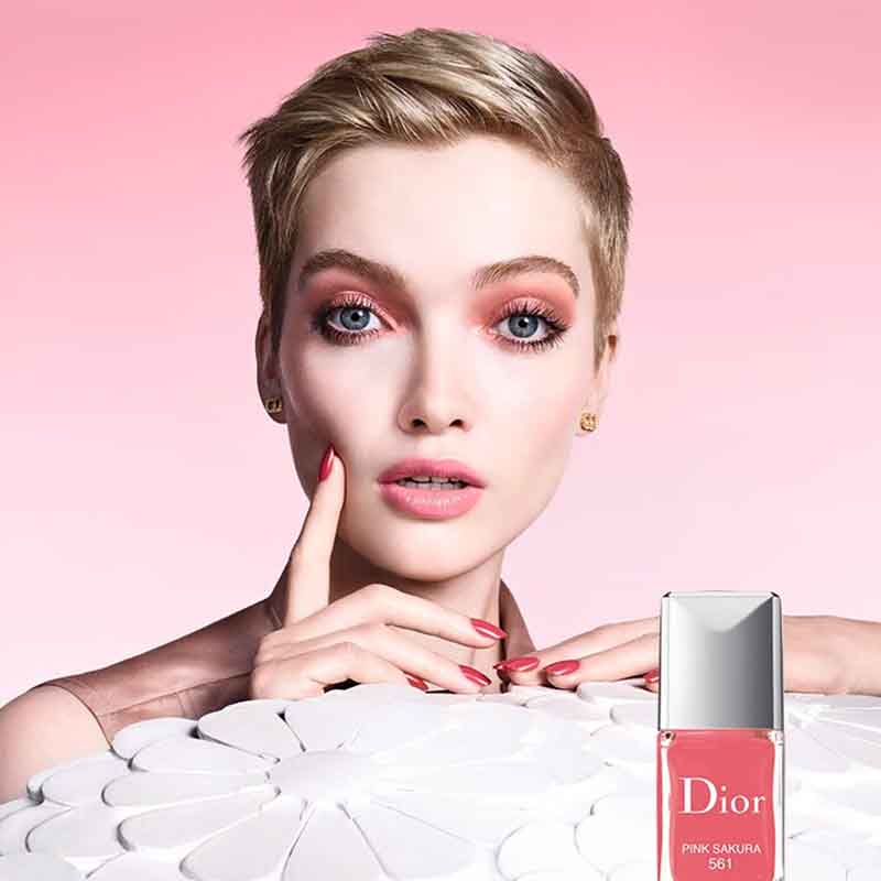 迪奥(Dior)指甲油炫亮持久滋养强韧打底显白美甲底油 100#裸粉色高清大图