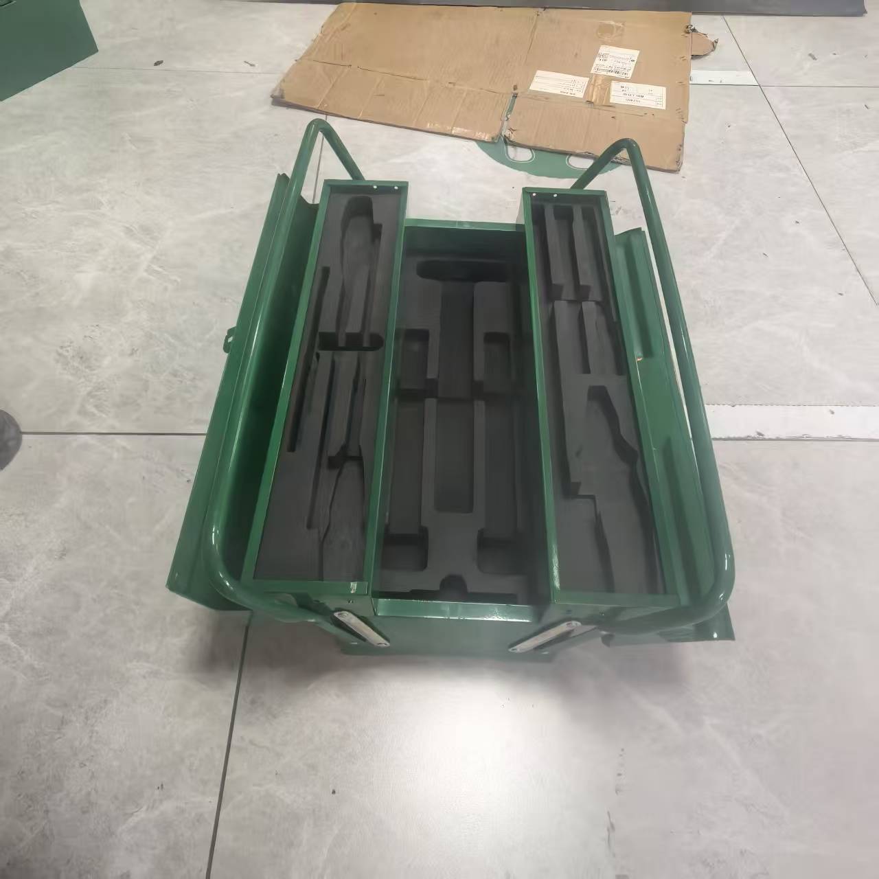 华夏京铁城 手动工具箱 双层 个高清大图