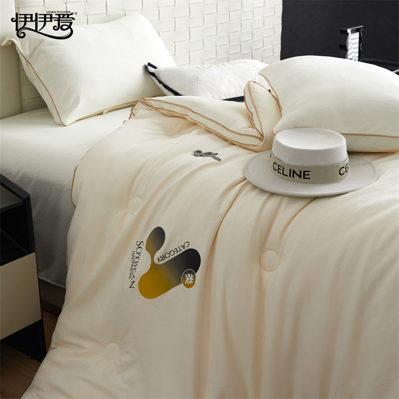 伊伊爱 云棉立体20大豆秋冬被 米白色高清大图