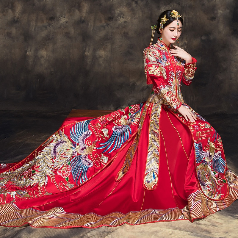 秀禾服新娘2018新款龙凤褂拖尾中式结婚礼服嫁衣敬酒服秀和服夏季Hazy 