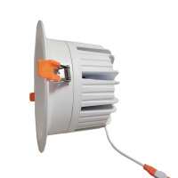 BFL9100-9W LED筒灯高效节能,防水防尘,光线自然