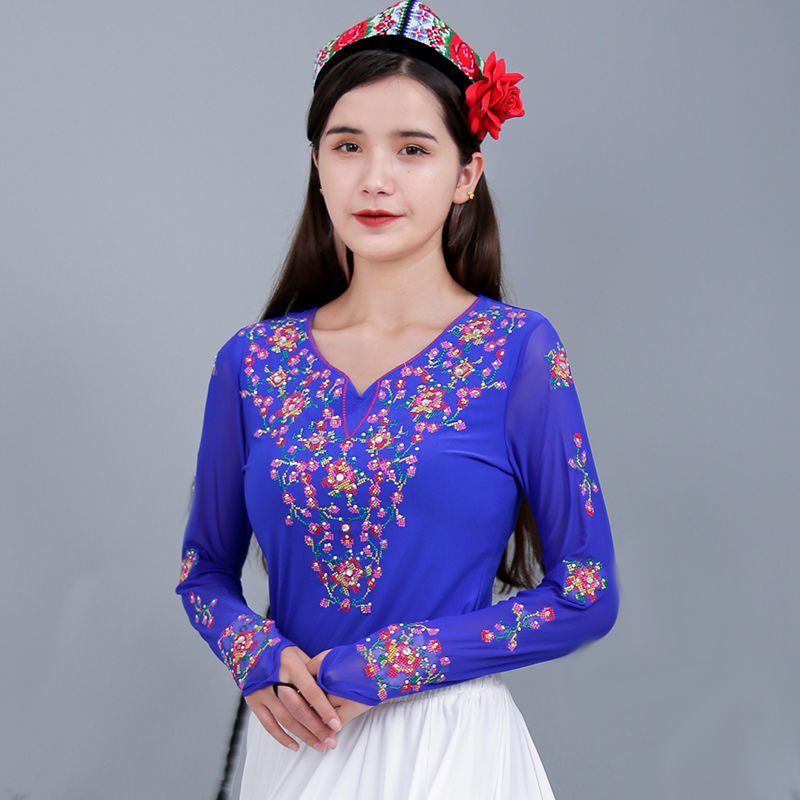 新疆舞蹈服民族风绣花上衣练功服女夏季广场舞维吾尔族演出表演服