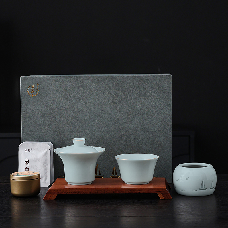 萬春和 以经典花觚为型, 集盖碗、香炉、茶杯于一体,平安顺遂精华版