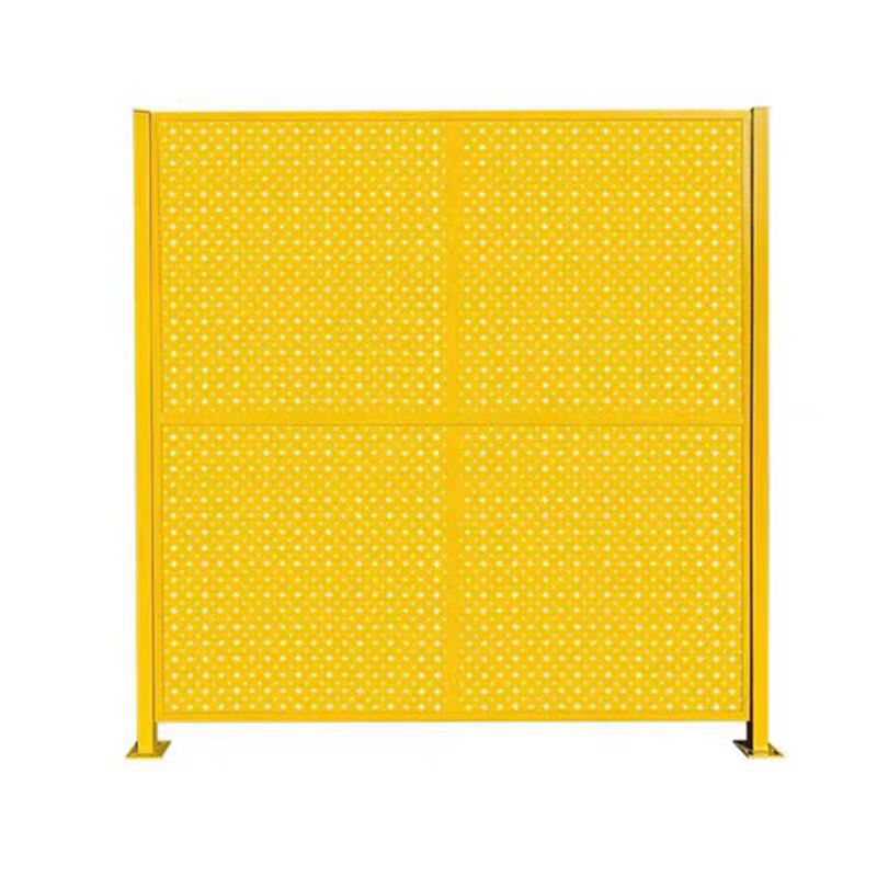 鑫睿辉 冲孔围挡 护栏网 平方米